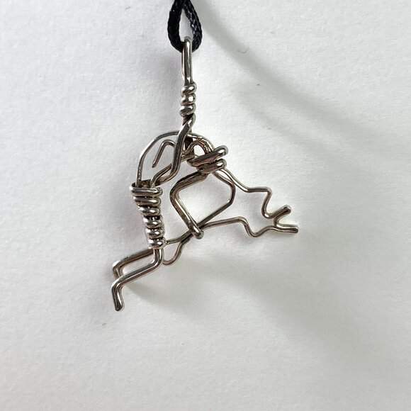 ⭐️Silver-tone Wire Kokopelli Pendant/Charm - Picture 3 of 5